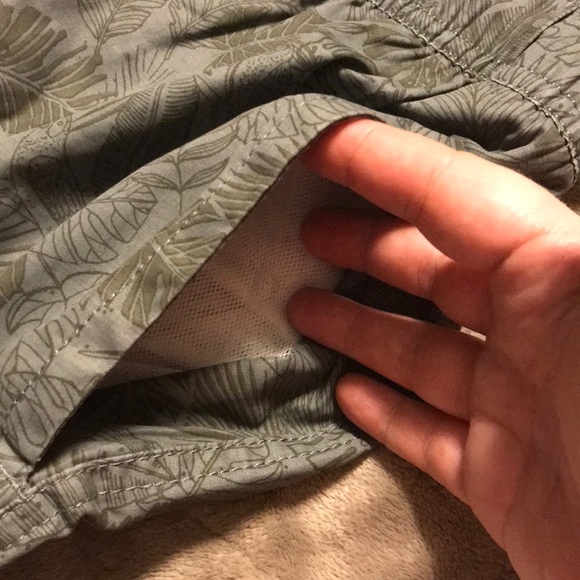 NWT Goodthreads Men’s Swim Trunks - Picture 10 of 16